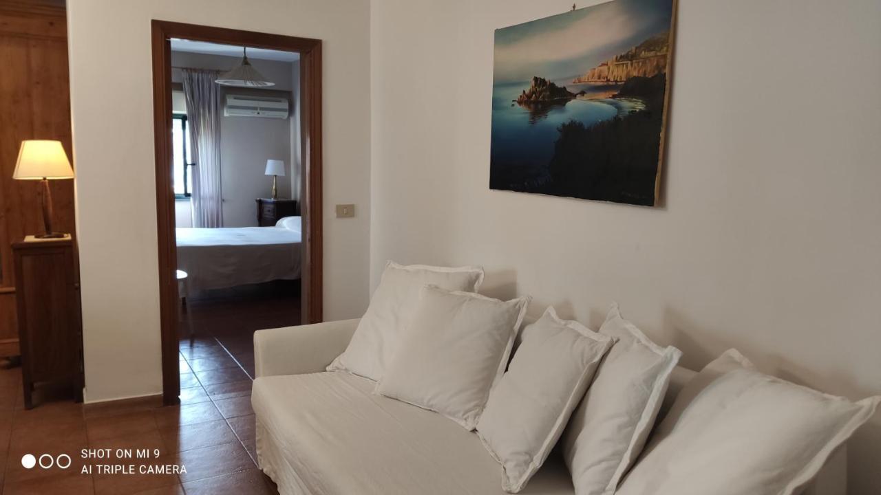 Case Borgo Vacanze Летояни Екстериор снимка