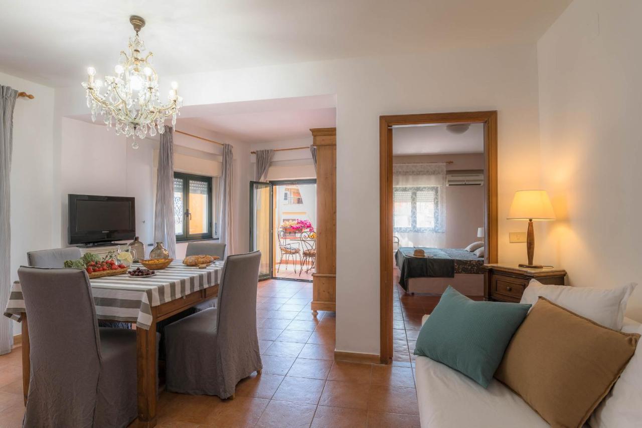 Case Borgo Vacanze Летояни Екстериор снимка