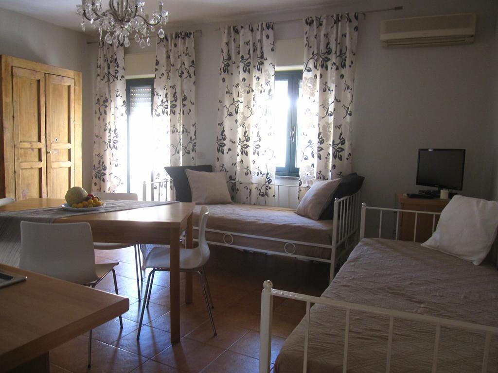 Case Borgo Vacanze Летояни Екстериор снимка